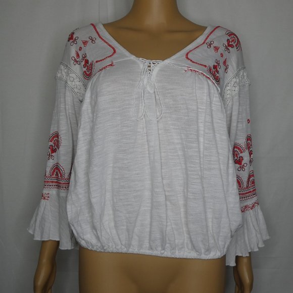 Free People Tops - Free People Chiquita Boho Embroidered Top Peasant